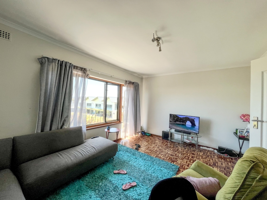 To Let 2 Bedroom Property for Rent in Pinelands Western Cape
